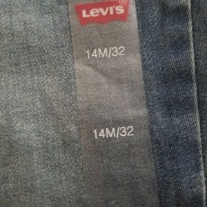Womans Levis